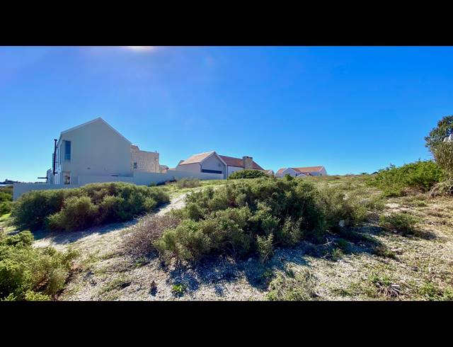 452M² VACANT LAND FOR SALE IN PORT OWEN